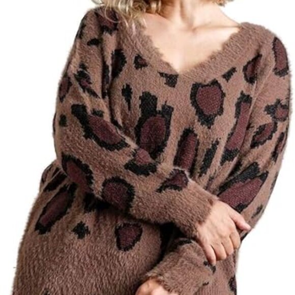 UMGEE fuzzy leopard print sweater - Picture 1 of 5